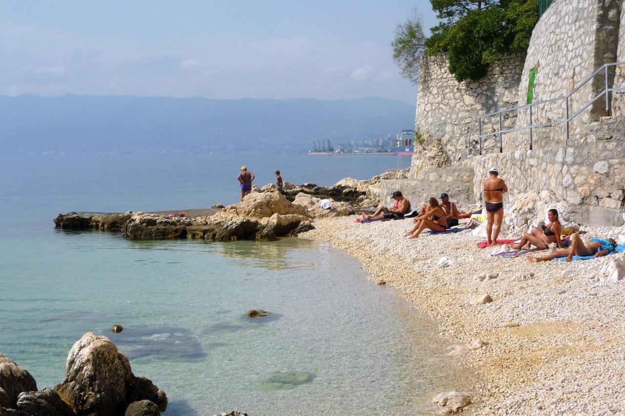 Apartments With Wifi Rijeka - 16539 ภายนอก รูปภาพ